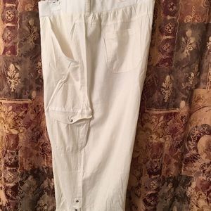 Linen Cargo Crop Pants